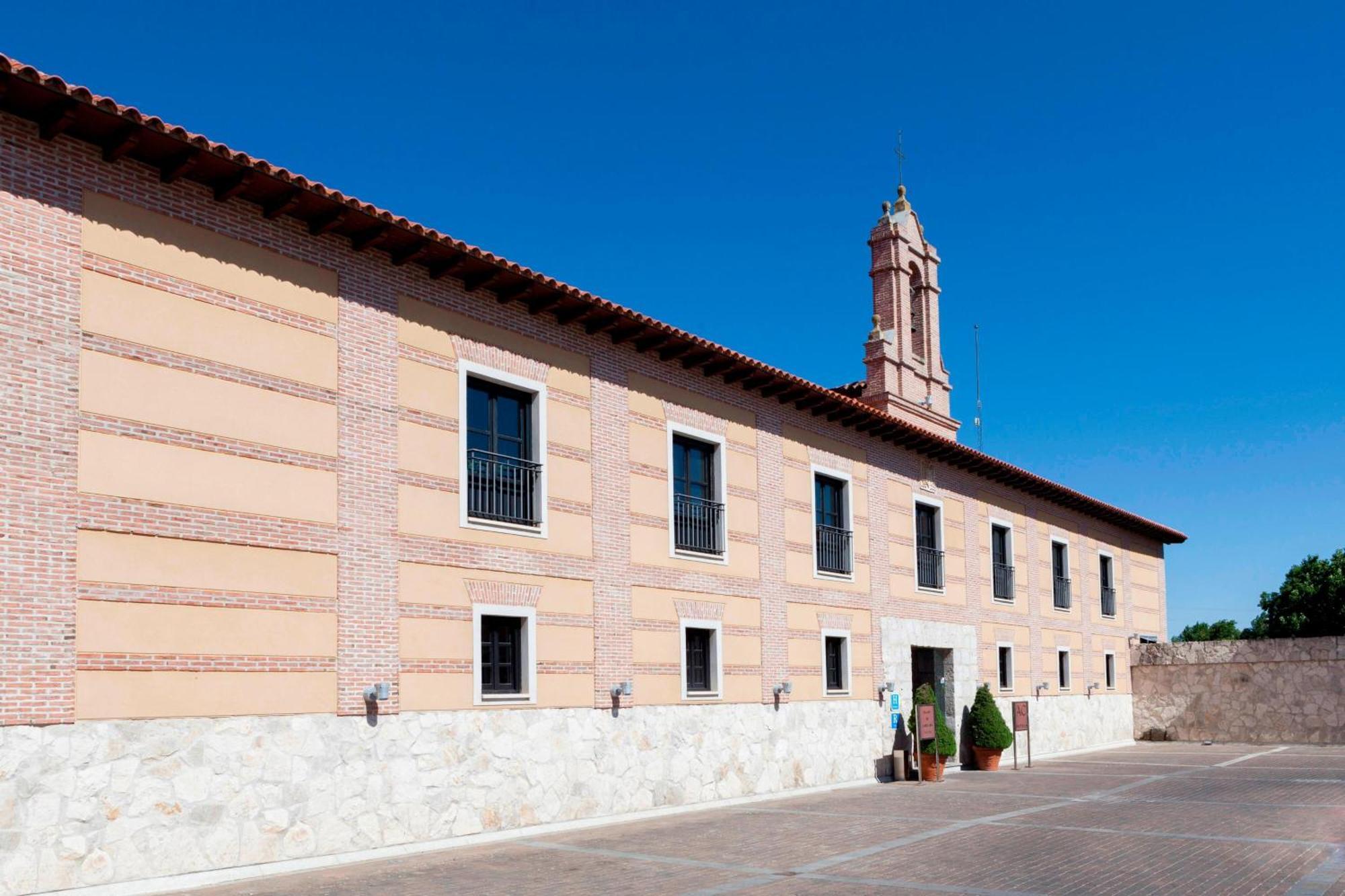 Ac Hotel Palacio De Santa Ana By Marriott Валадоид Екстериор снимка The monastery of San Jeroni de Cotalba