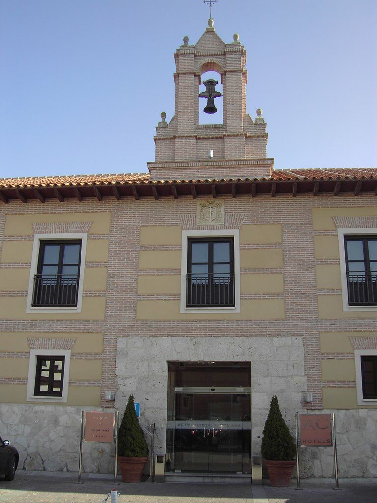 Ac Hotel Palacio De Santa Ana By Marriott Валадоид Екстериор снимка The University of Osuna